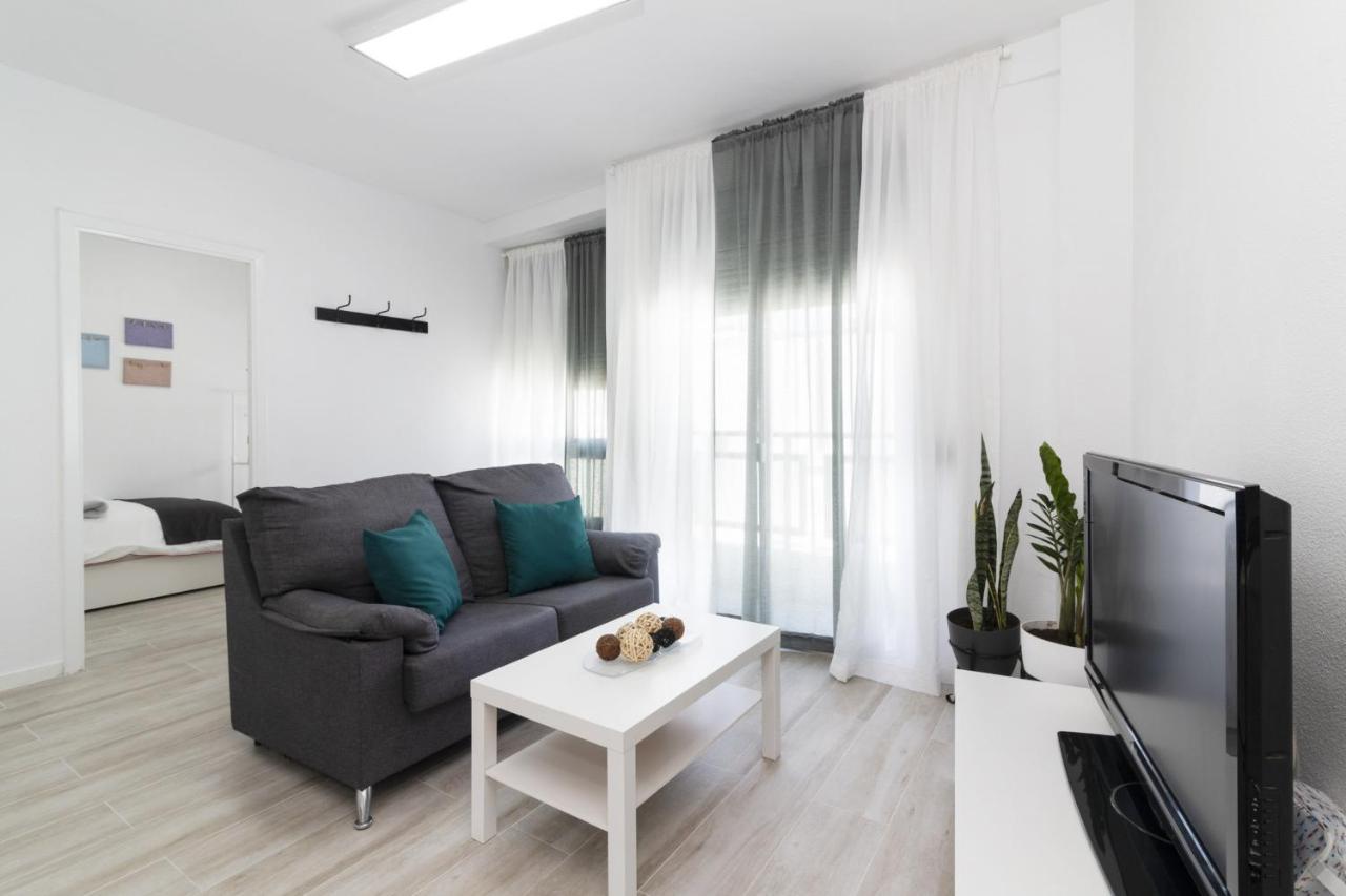 Homeforguest Amplio Apartamento En El Centro De Santa Cruz Zewnętrze zdjęcie
